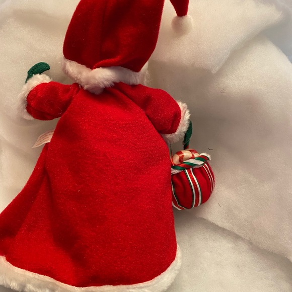 ANNALEE Collectible Santa  9” Peppermint Santa with Basket - Picture 6 of 14